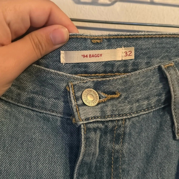 Levi’s '94 Baggy Destructed Jeans Size 32 - Picture 6 of 11